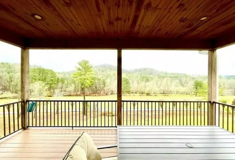 Peaceful Family Cabin Near Fishing With Over 100 Acres Of Mountain And Field Trails To Explore! 2 Be