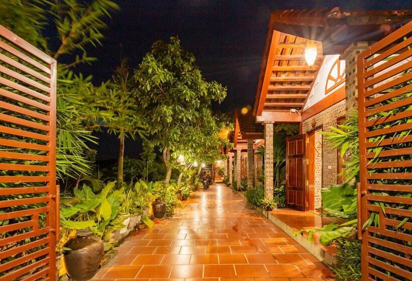 پانسیون Bai Dinh Eco Homestay