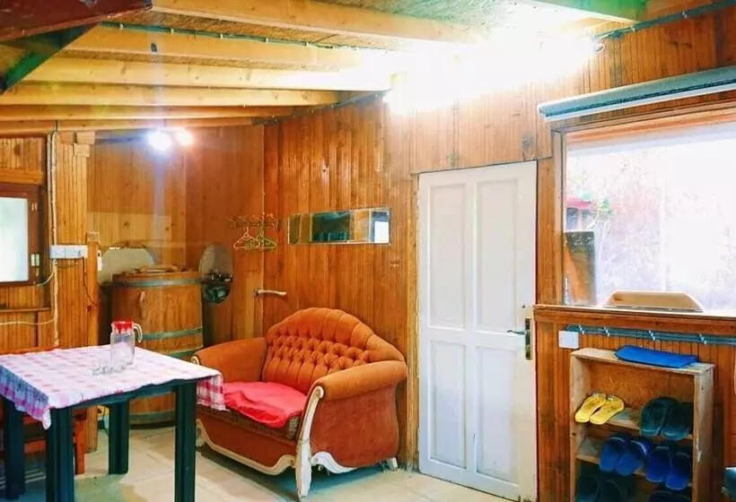 ペンション Green Bungalow