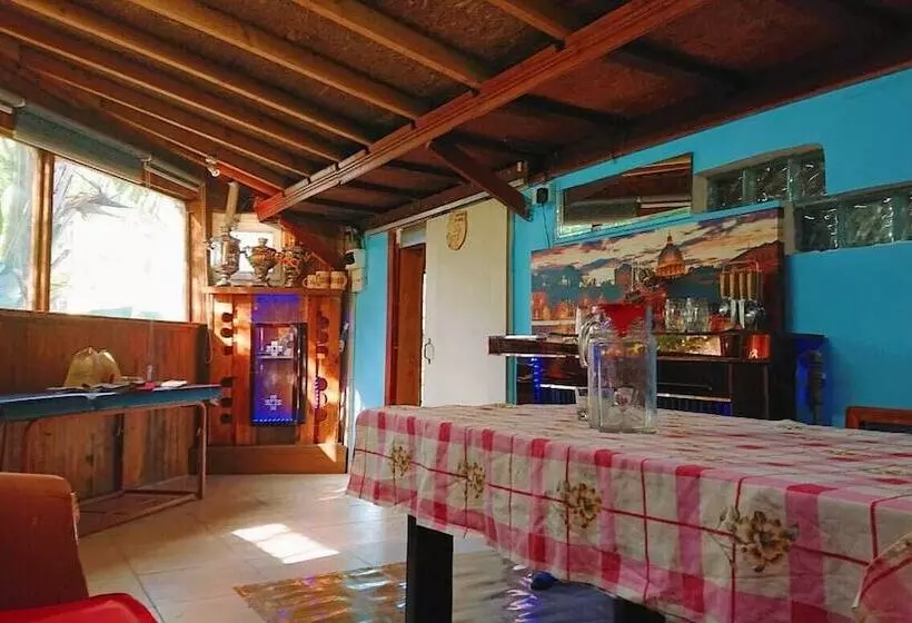 ペンション Green Bungalow