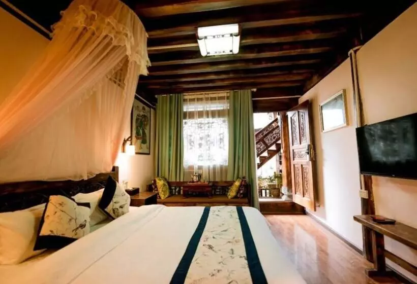 ペンション Lijiang Shuimuxiquan Inn