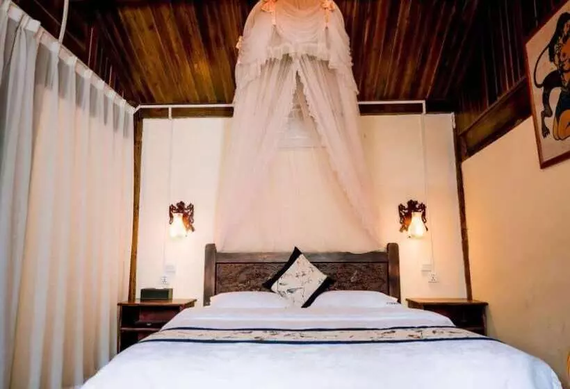 ペンション Lijiang Shuimuxiquan Inn