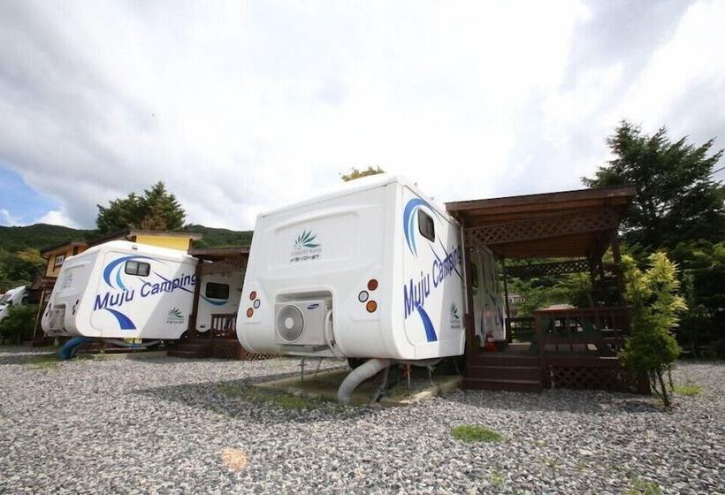 Pensió Muju Caravan Pesnion