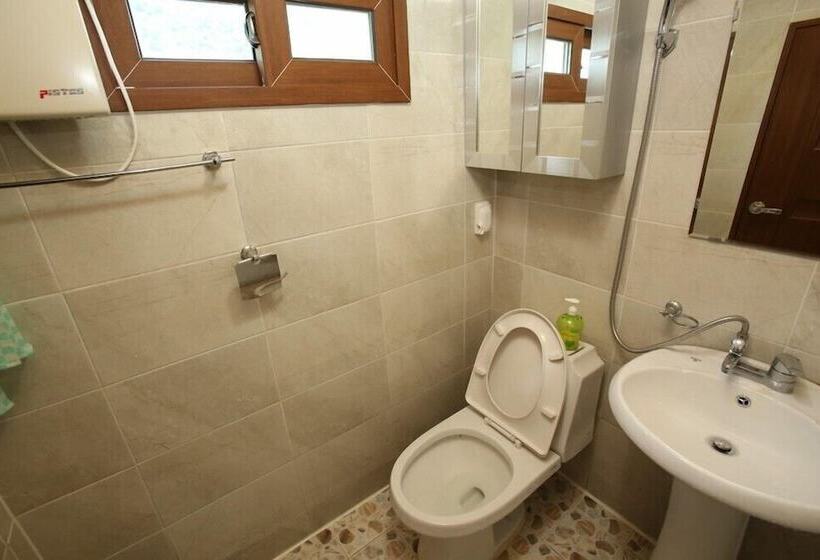 Pensió Muju Caravan Pesnion