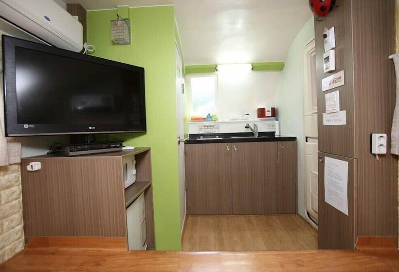 Pensió Muju Caravan Pesnion