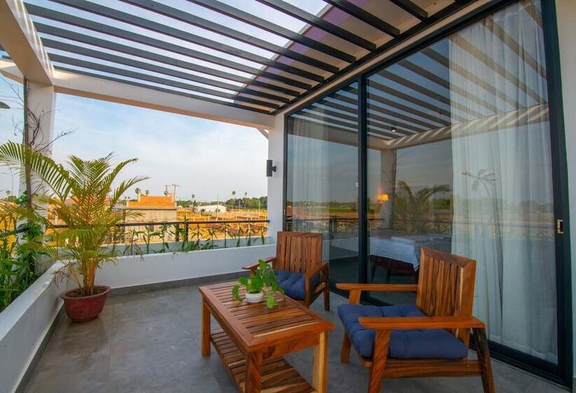 פנסיון Rit S Homestay