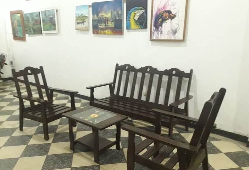 هاستل Ayaymama Mystic Backpacker