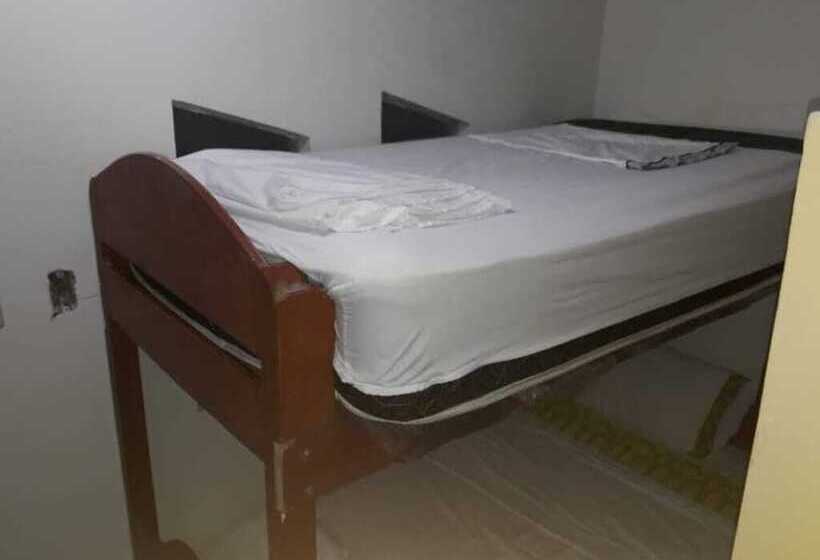 هاستل Ayaymama Mystic Backpacker