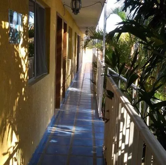 Aamiaismajoitus (B&B) Alcatraz