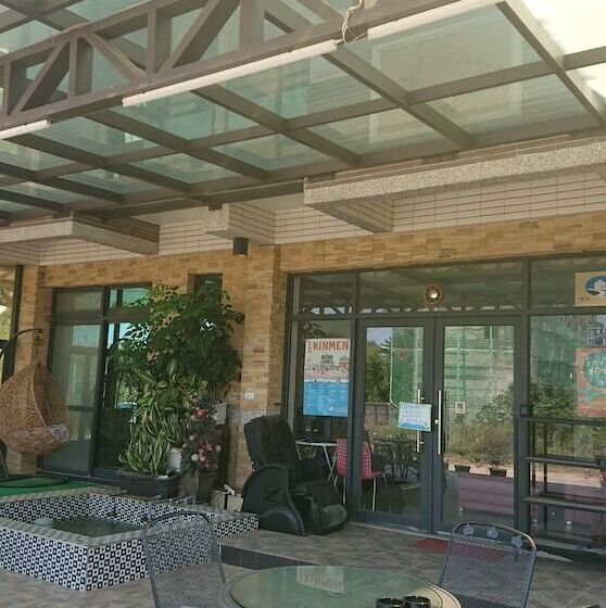 تختخواب و صبحانه Relax Homestay