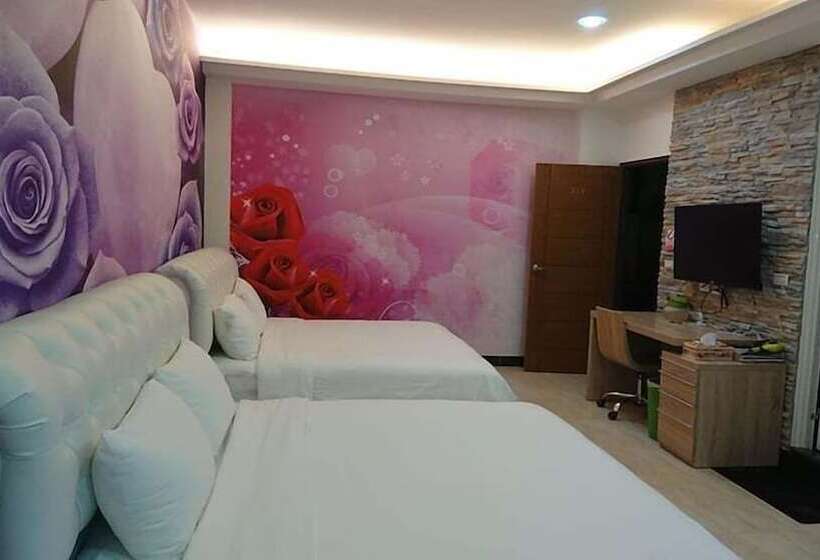 تختخواب و صبحانه Relax Homestay