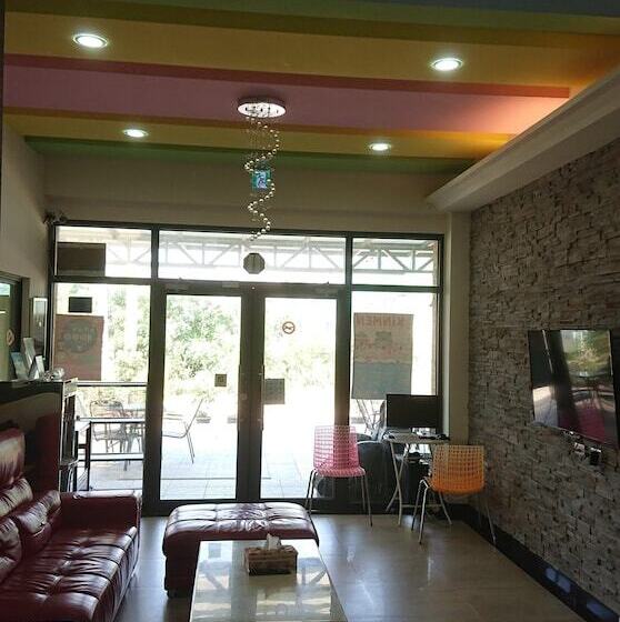 تختخواب و صبحانه Relax Homestay