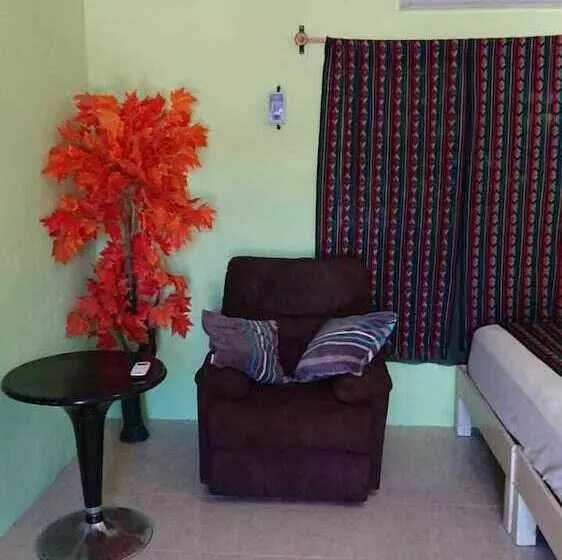 Aamiaismajoitus (B&B) Villa Xmaktuun