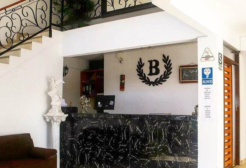 Burgues Mancora   Hostel