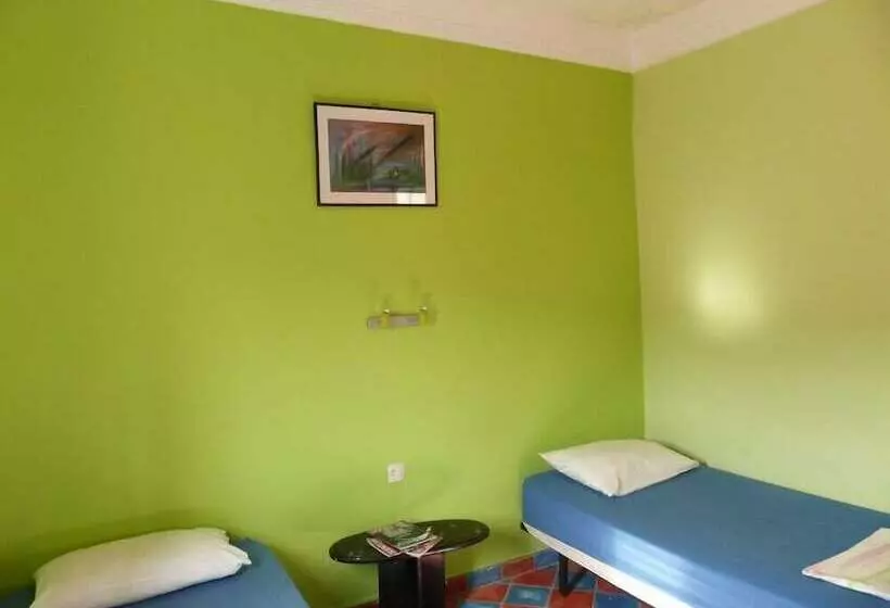 Hostelli Auberge Tasra