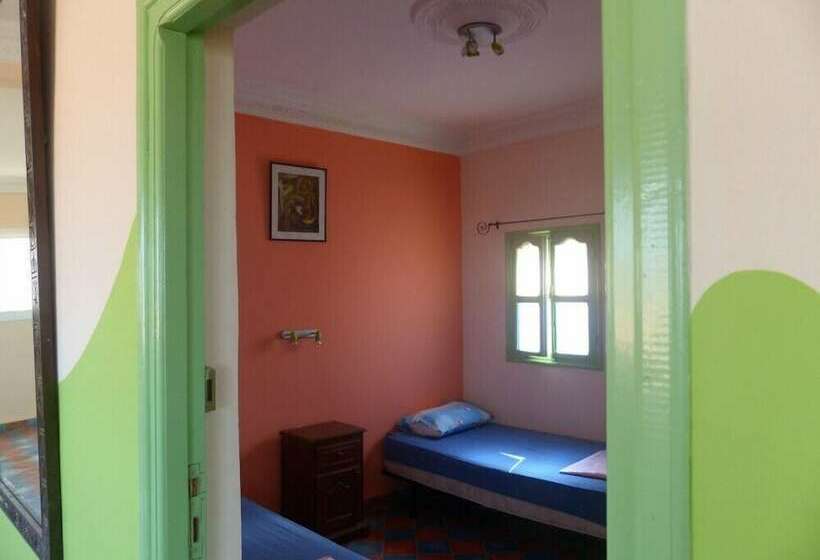 Хостел Auberge Tasra