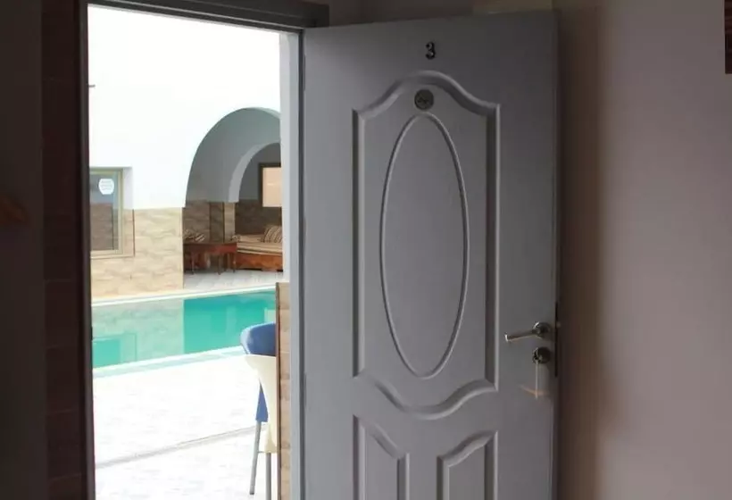 Hostelli Auberge Tasra