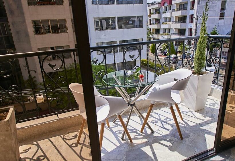 Hotel Casa Esmeralda