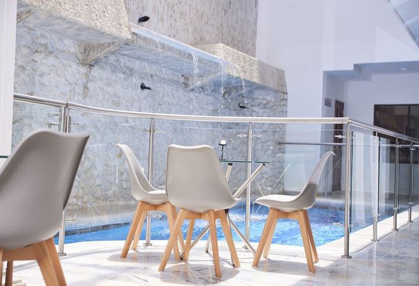 Hotel Casa Esmeralda