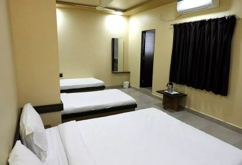 Hotel Daksh