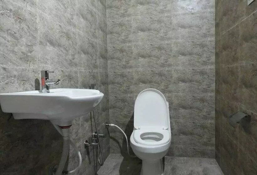 Hotel Daksh