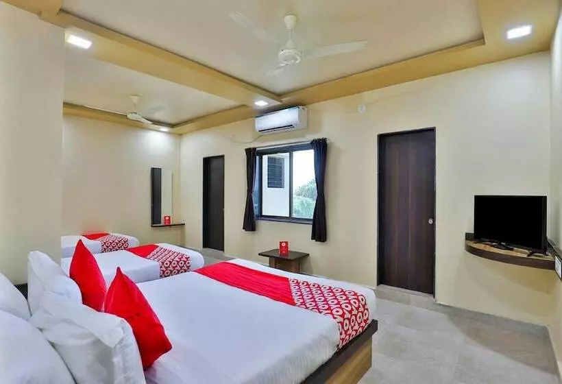 Hotel Daksh