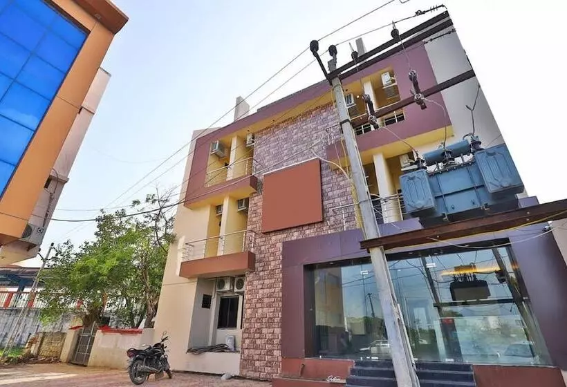 Hotel Daksh