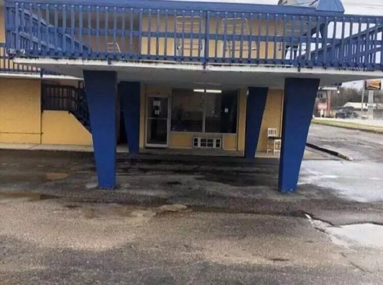 ホテル Fort Knox Inn