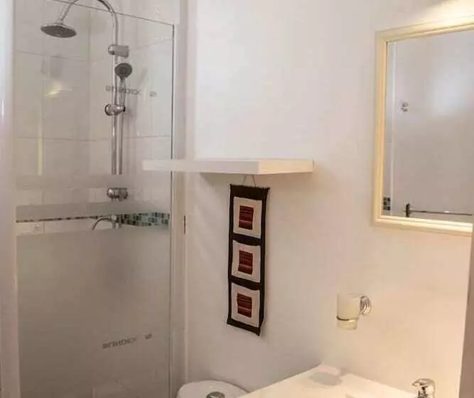 Hotelli Hostal Estacion Del Fuego