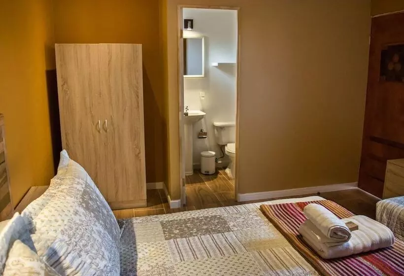 Hotelli Hostal Estacion Del Fuego