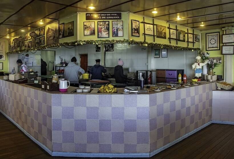 호텔 Laban Rata Resthouse At Mount Kinabalu