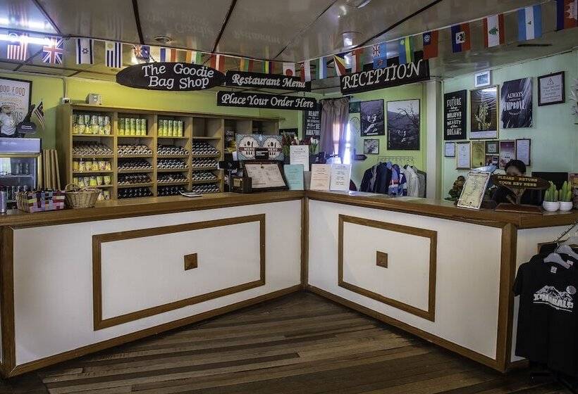 호텔 Laban Rata Resthouse At Mount Kinabalu