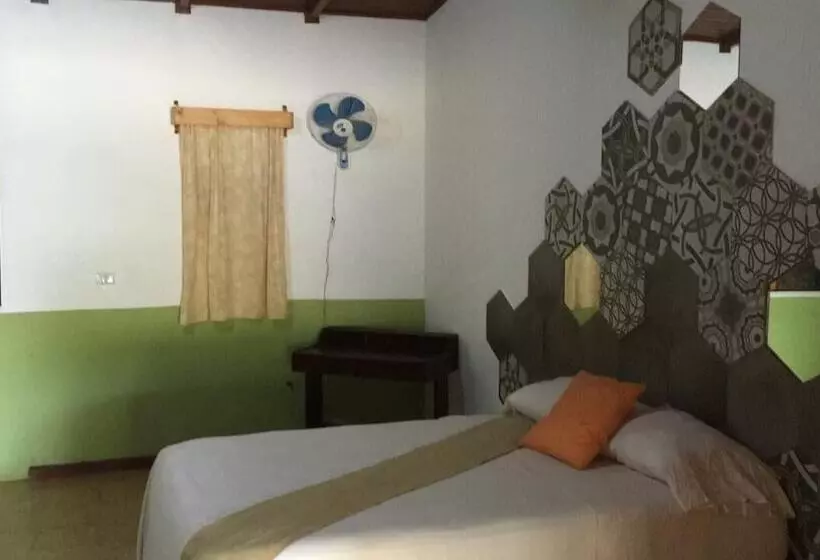 Hotelli Monte Del Mago