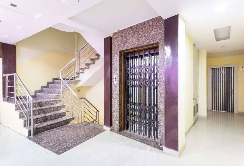 فندق Oyo 40153  Rajendra Palace