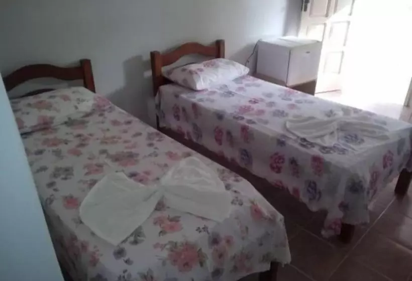 Hotelli Pousada Ponta Da Coroa