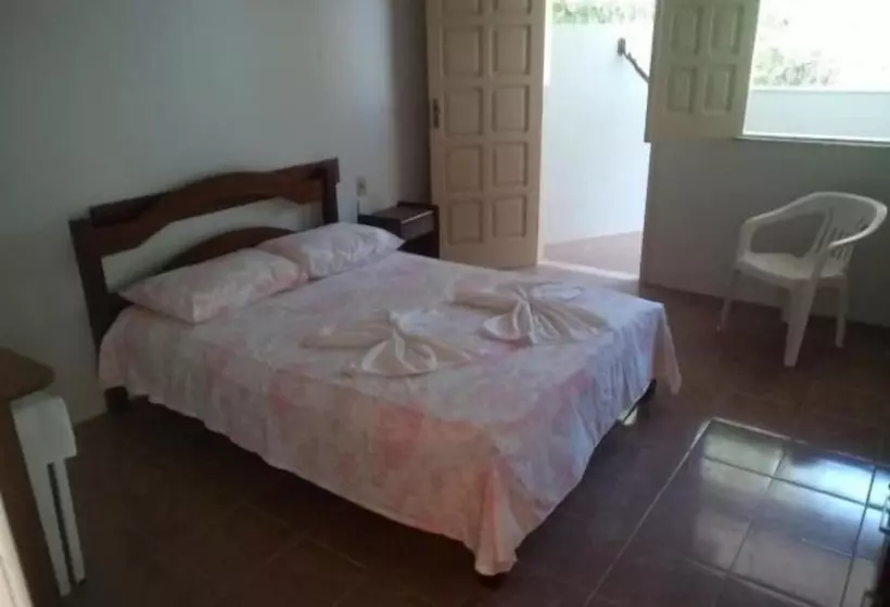 Hotelli Pousada Ponta Da Coroa