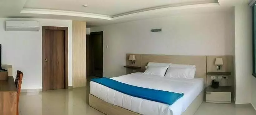 Hotelli Punta Del Mar