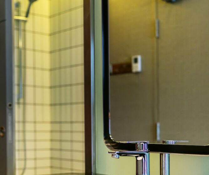 Hotel The Upper House