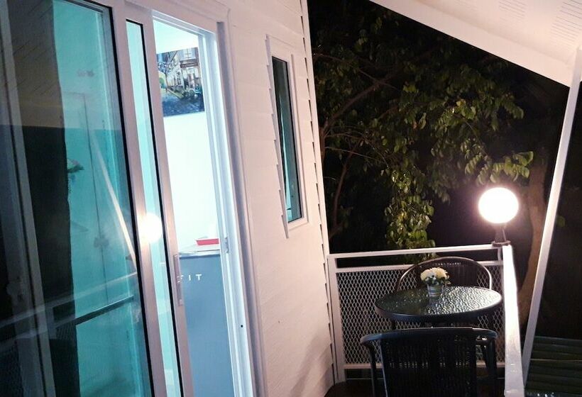 پانسیون Baan Ing Tara Salaya