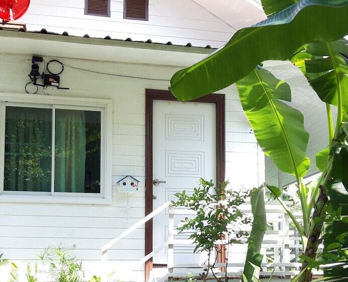 پانسیون Baan Ing Tara Salaya