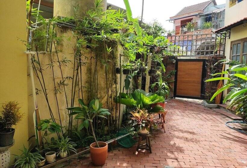 פנסיון Haven Vietnam