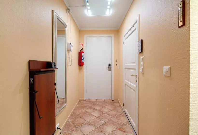 ペンション Høland Gaardsmotell