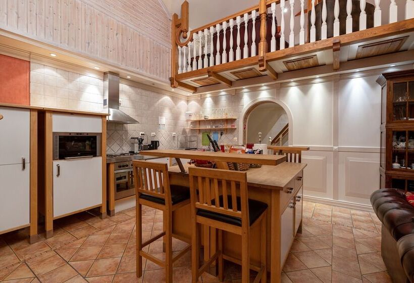 Pensionat Høland Gaardsmotell