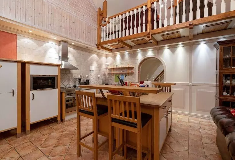 ペンション Høland Gaardsmotell