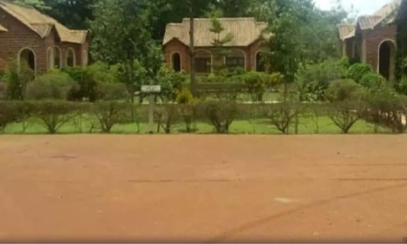 ペンション Kasulu Motel