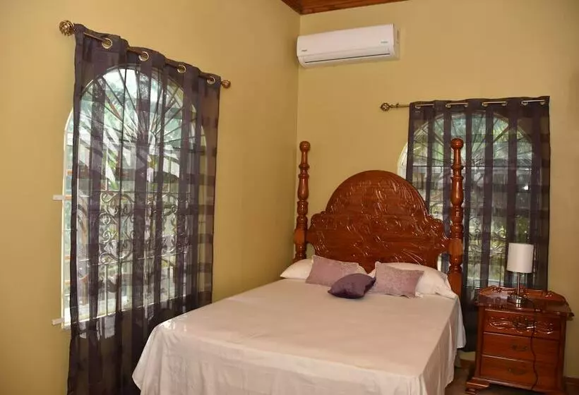 پانسیون Lwguesthouse