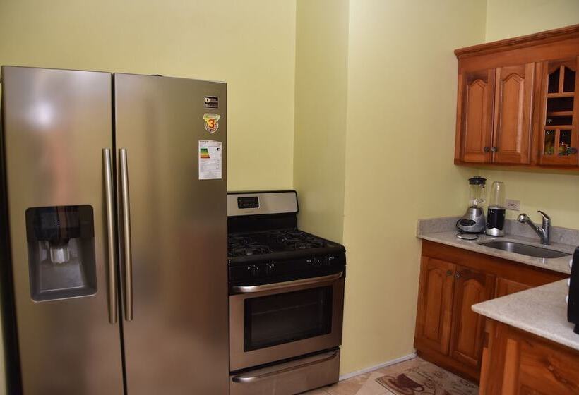 پانسیون Lwguesthouse