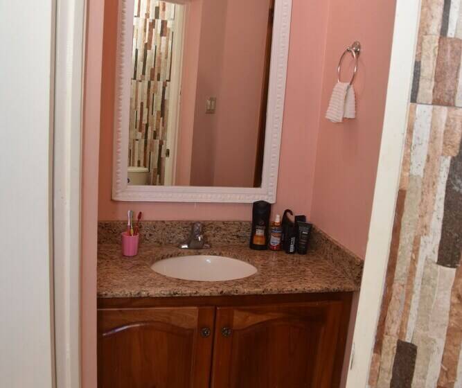 پانسیون Lwguesthouse