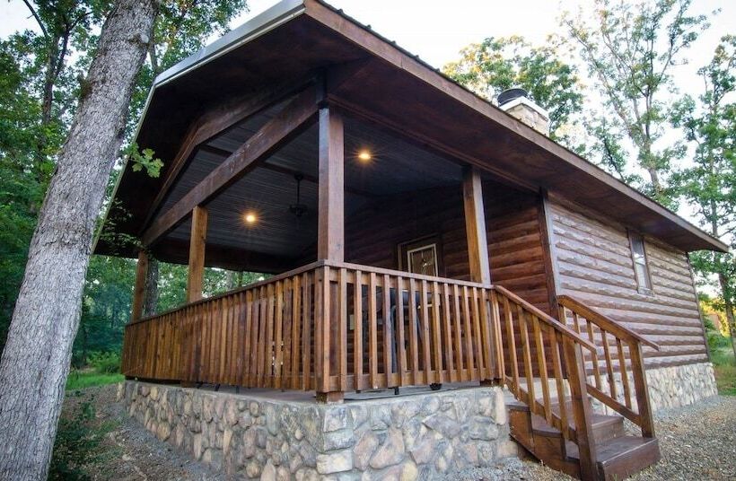 Sunsettin Cabin With Fireplace, Free Wifi, And Parking Onsite By Redawning
