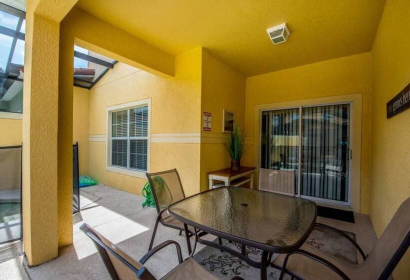 Townhome In Champions Gate Resort 2827